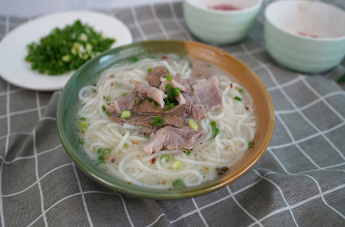 宁阳原味汤粉王培训